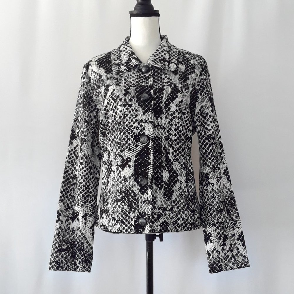 Requirements Black & White Linen Blend Reptile Scale Print Light Jacket